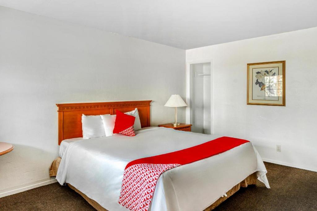 Oyo Gateway Motel Las Vegas North Strip/Fremont St. Area Dış mekan fotoğraf